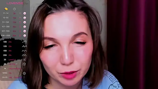 Snapshot of KindHazelHere_ chatting on 03.03.25 KindHazelHere online show from 03.03.25