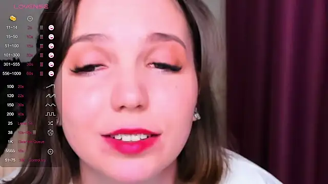 Snapshot of KindHazelHere_ chatting on 03.08.25 KindHazelHere online show from 03.08.25