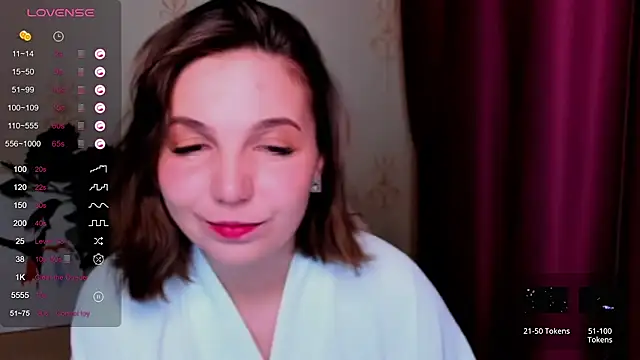 Snapshot of KindHazelHere_ chatting on 03.21.25 KindHazelHere online show from 03.21.25