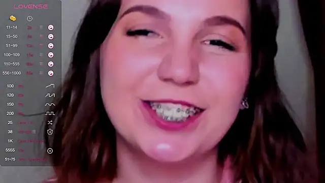 Snapshot of KindHazelHere_ chatting on 03.22.25 KindHazelHere online show from 03.22.25