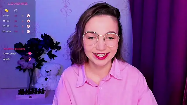 KindHazelHere  online show from 02.06.26