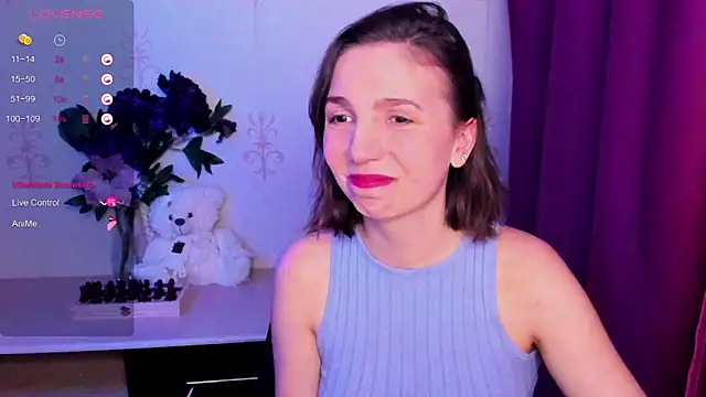 KindHazelHere  online show from 02.15.26