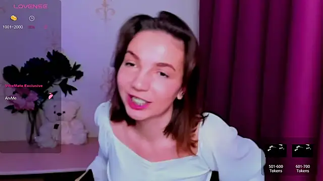 KindHazelHere  online show from 05.19.26