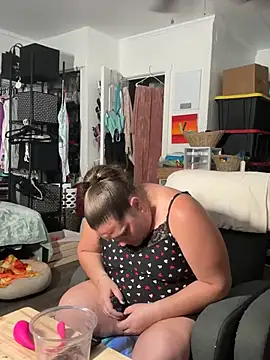 Snapshot of Sexynikki6969@xh chatting on 08.05.26 Sexynikki6969xh online show from 08.05.26