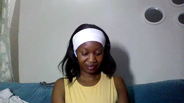 Snapshot of Hardnipples8 chatting on 11.04.25 Hardnipples8 online show from 11.04.25