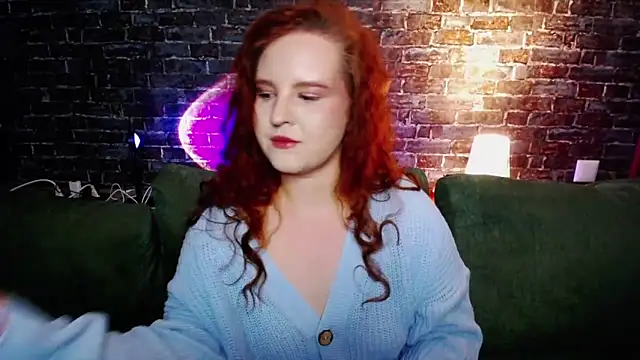 FlowerOfFreedom  online show from 12.21.25