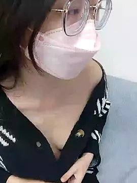 Lu Nana online show from 12.09.24