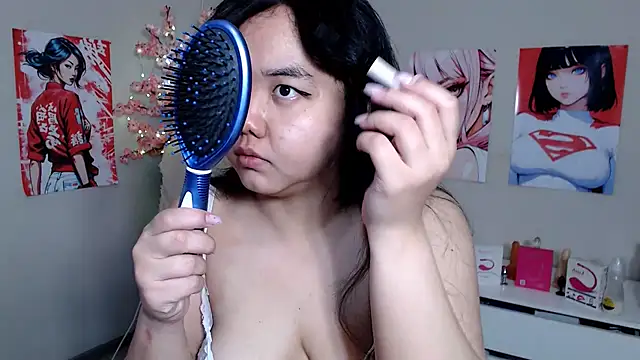 Snapshot of Moertomlly chatting on 09.26.25 Moertomlly online show from 09.26.25