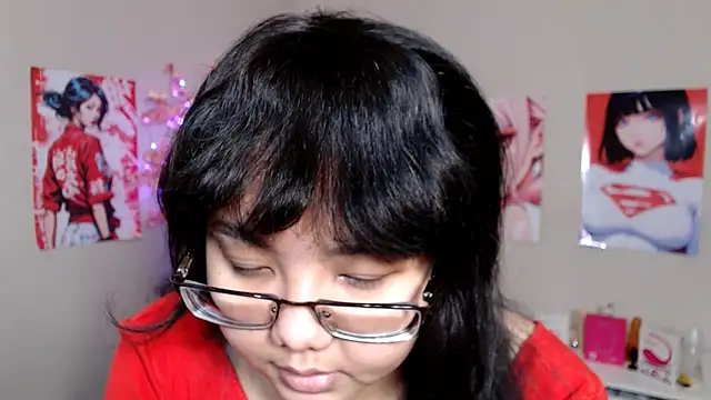 Snapshot of Moertomlly chatting on 10.03.25 Moertomlly online show from 10.03.25