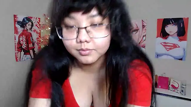 Snapshot of Moertomlly chatting on 10.17.25 Moertomlly online show from 10.17.25