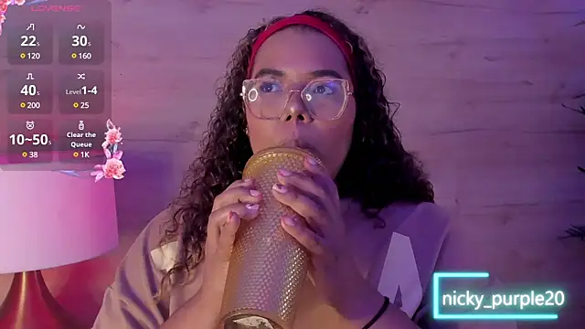  nickypurple  online show from 01.29.25