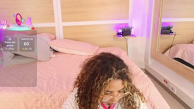  nickypurple  online show from 10.19.25