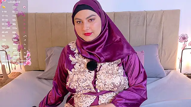 Snapshot of Sajar-bentaleb01 chatting on 10.21.25 Sajar-bentaleb01 online show from 10.21.25