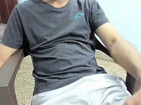 Snapshot of ArjunDeeper chatting on 10.17.25 ArjunDeeper online show from 10.17.25