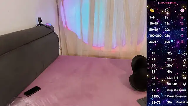 Snapshot of liliwang03 chatting on 02.15.25 liliwang03 online show from 02.15.25