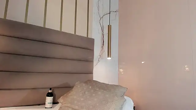 JESYSOZ23  online show from 12.14.24