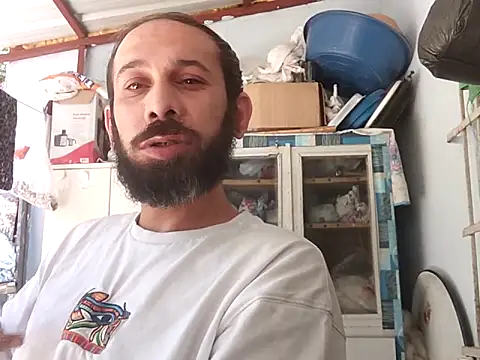 Snapshot of PandaDadd chatting on 05.19.26 PandaDadd online show from 05.19.26