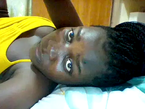 Snapshot of Alessandrajenna chatting on 02.11.25 Alessandrajenna online show from 02.11.25