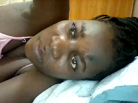 Snapshot of Alessandrajenna chatting on 03.11.25 Alessandrajenna online show from 03.11.25