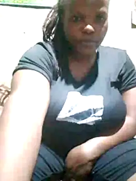 pretty-donna online show from 04.18.26