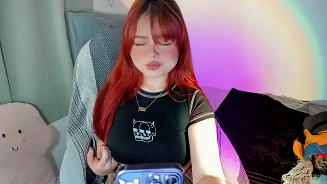 Snapshot of damn_that_booty chatting on 10.12.25 damn that booty online show from 10.12.25