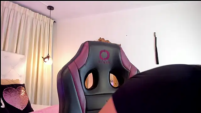 BonnieBad01 online show from 11.23.25