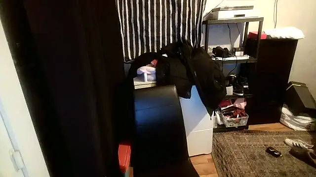 Bebemickey75 online show from 02.20.25