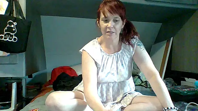 Snapshot of spundarella420 chatting on 01.02.25 spundarella420 online show from 01.02.25