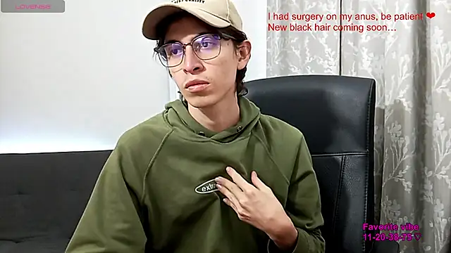 Snapshot of Norehg chatting on 03.14.26 Norehg online show from 03.14.26