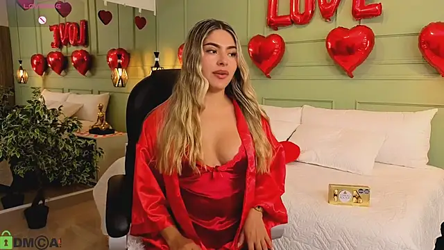 Snapshot of kataliina__ chatting on 02.14.26 kataliina online show from 02.14.26