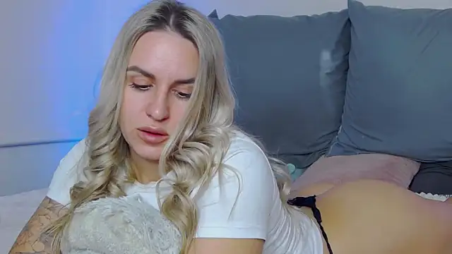 SofiJames online show from 10.30.25