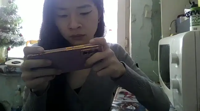 CarlyJoy online show from 01.13.25