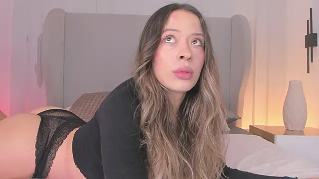 chloe d online show from 11.21.25