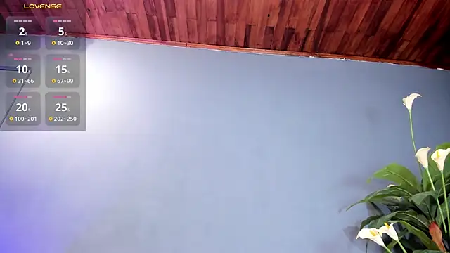 sofiaa ebony online show from 12.18.24