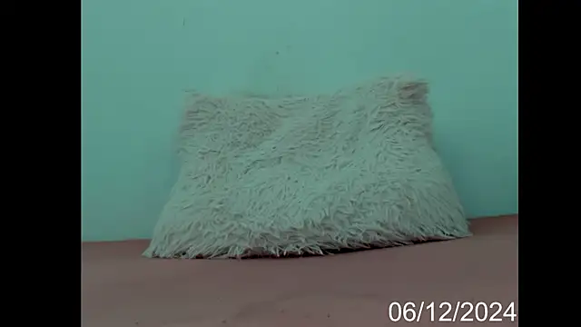 Snapshot of lady_hana28 chatting on 12.06.24 lady hana28 online show from 12.06.24