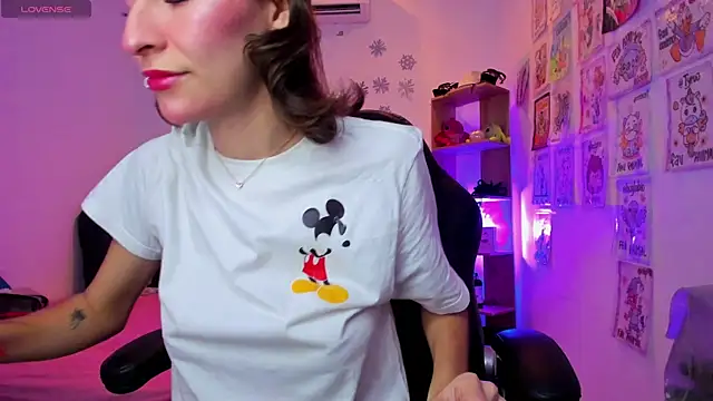 Gorgeous Team online show from 03.04.25