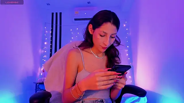 Gorgeous Team online show from 02.20.26