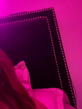 sexyyykloee online show from 12.18.25