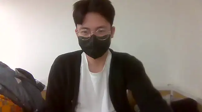 Gwencloudy online show from 02.04.25