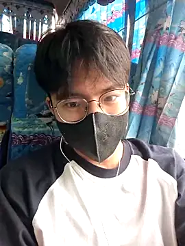 Snapshot of Gwencloudy chatting on 02.01.26 Gwencloudy online show from 02.01.26