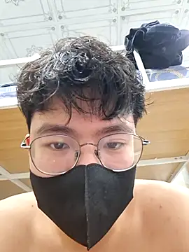 Snapshot of Gwencloudy chatting on 02.24.26 Gwencloudy online show from 02.24.26