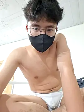 Snapshot of Gwencloudy chatting on 02.28.26 Gwencloudy online show from 02.28.26