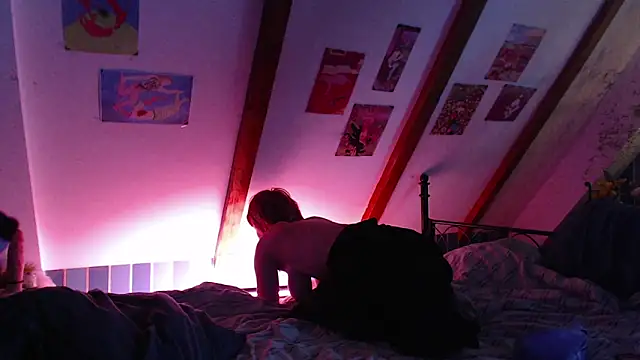 RubyLynxx online show from 04.10.26