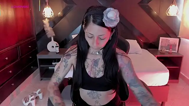 dark gotica online show from 10.01.25