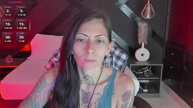 dark gotica online show from 01.14.26