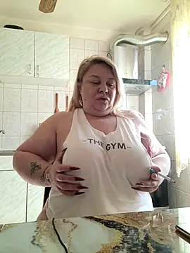 AriannaMilf online show from 10.19.25