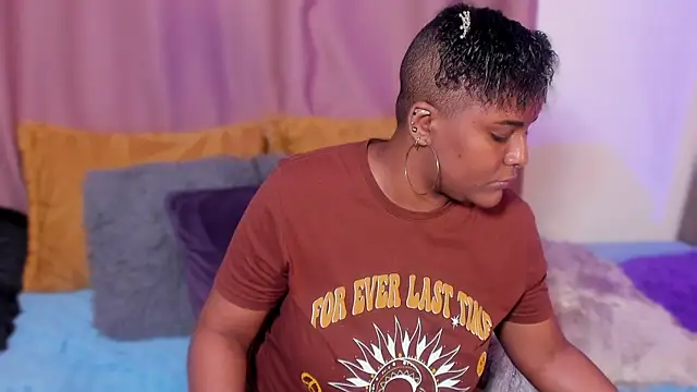 Snapshot of DianaBrownXX chatting on 11.09.25 DianaBrownXX online show from 11.09.25