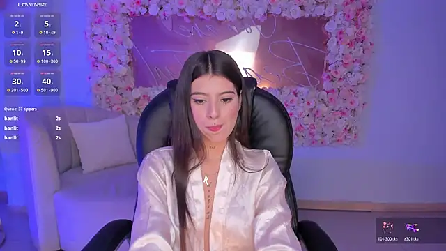 AlessiaCorleone  online show from 12.11.24