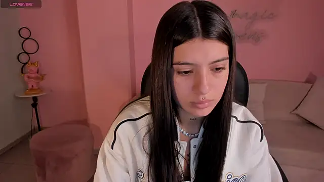 AlessiaCorleone  online show from 12.29.24