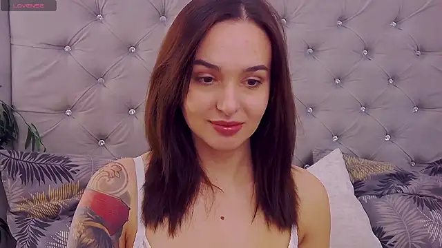 MeIisaLove online show from 11.21.25